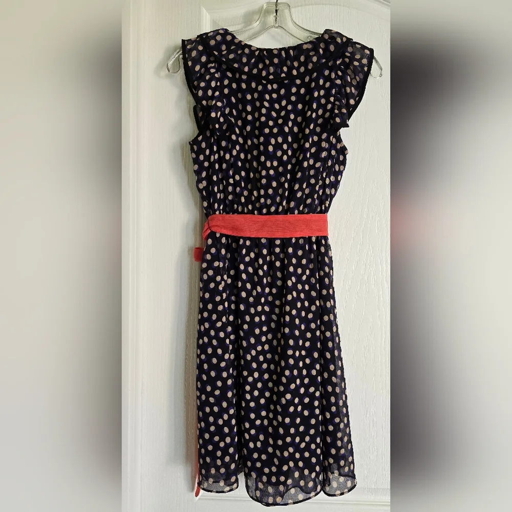 EUC H&M Navy Polka Dot Faux Wrap Deep V-Neck Short Dress, Size 6 - Picture 4 of 9